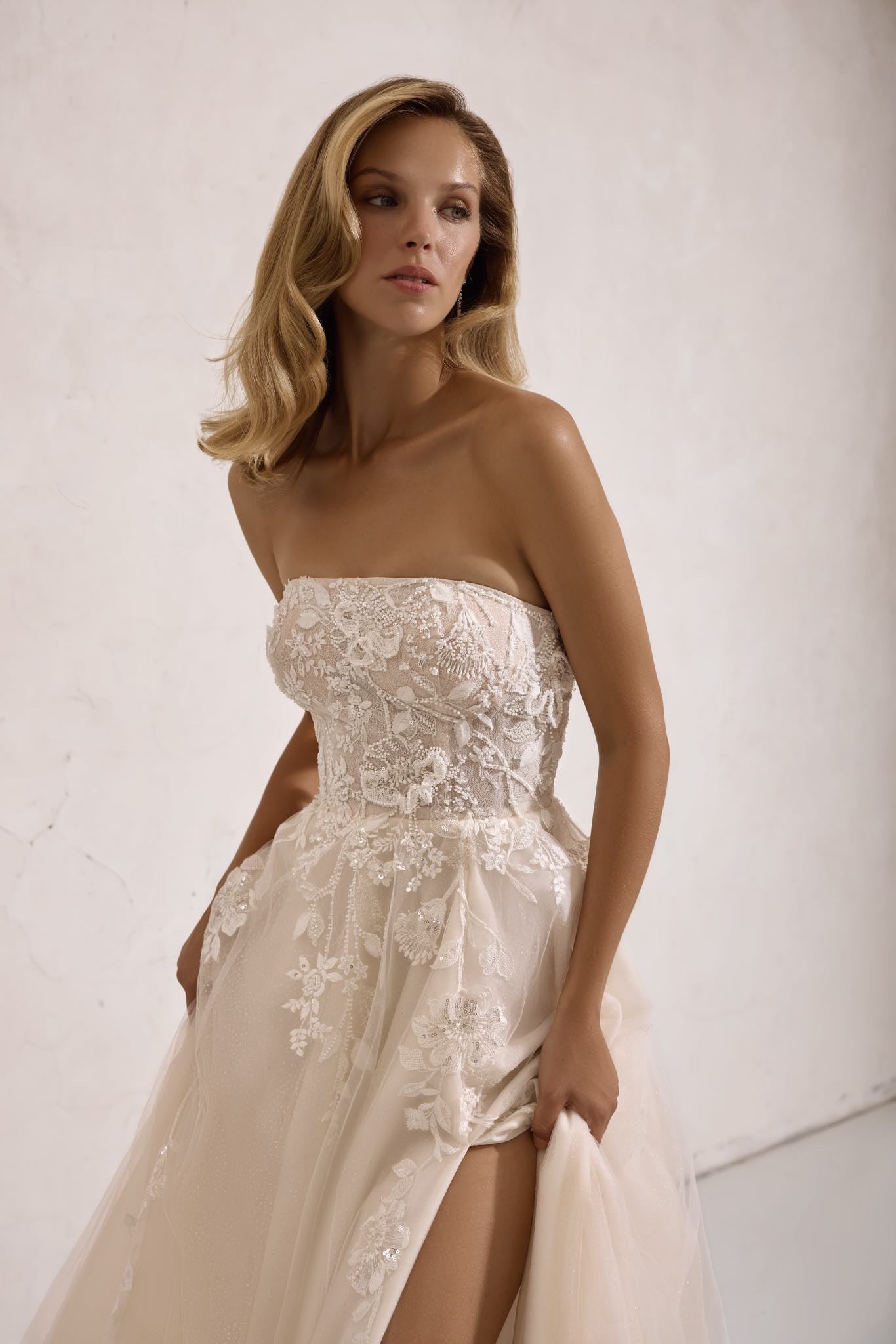 Vestido de Novia Alina — Corte A con Encaje y Tul | Love and Lace